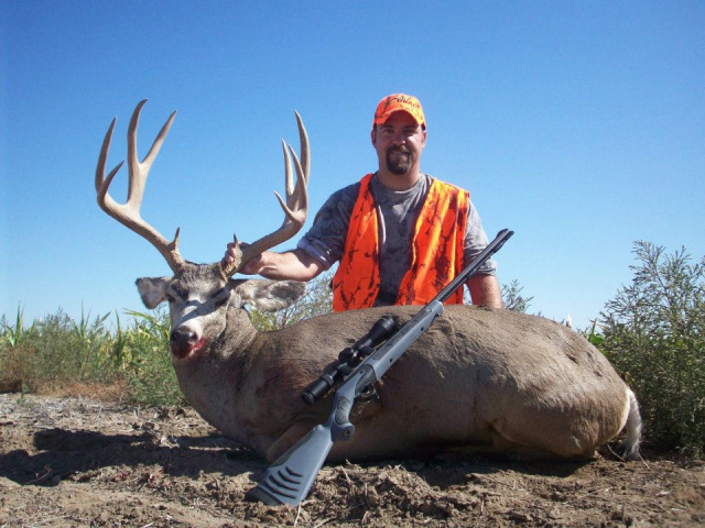 2011 Kansas Muzzleloader Muley, 170 inches